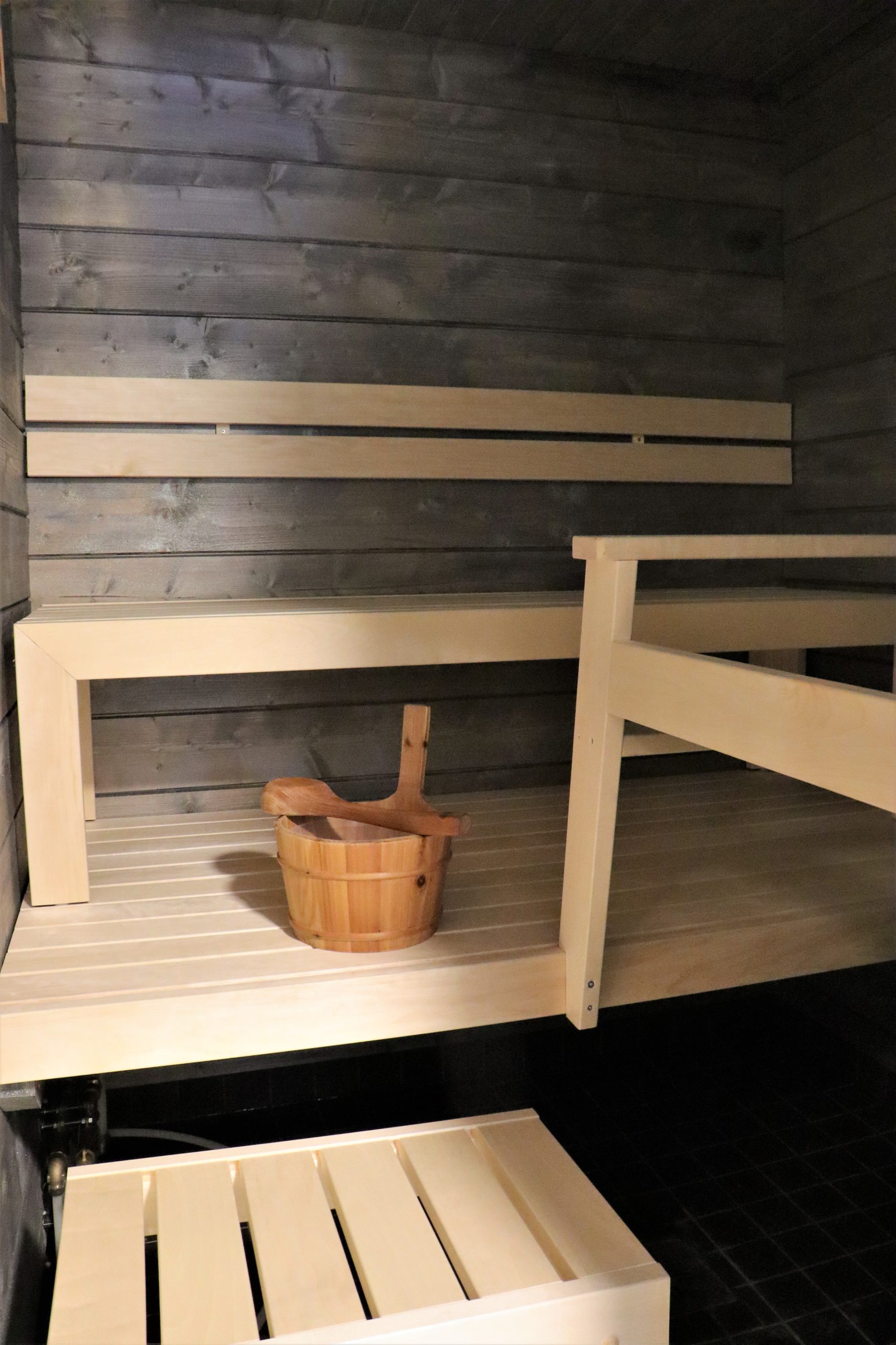 sauna-1-scaled