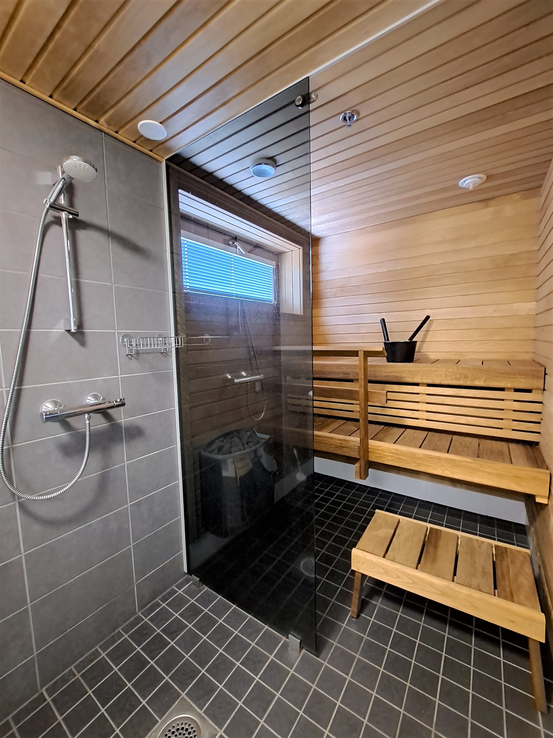 kh-sauna-scaled